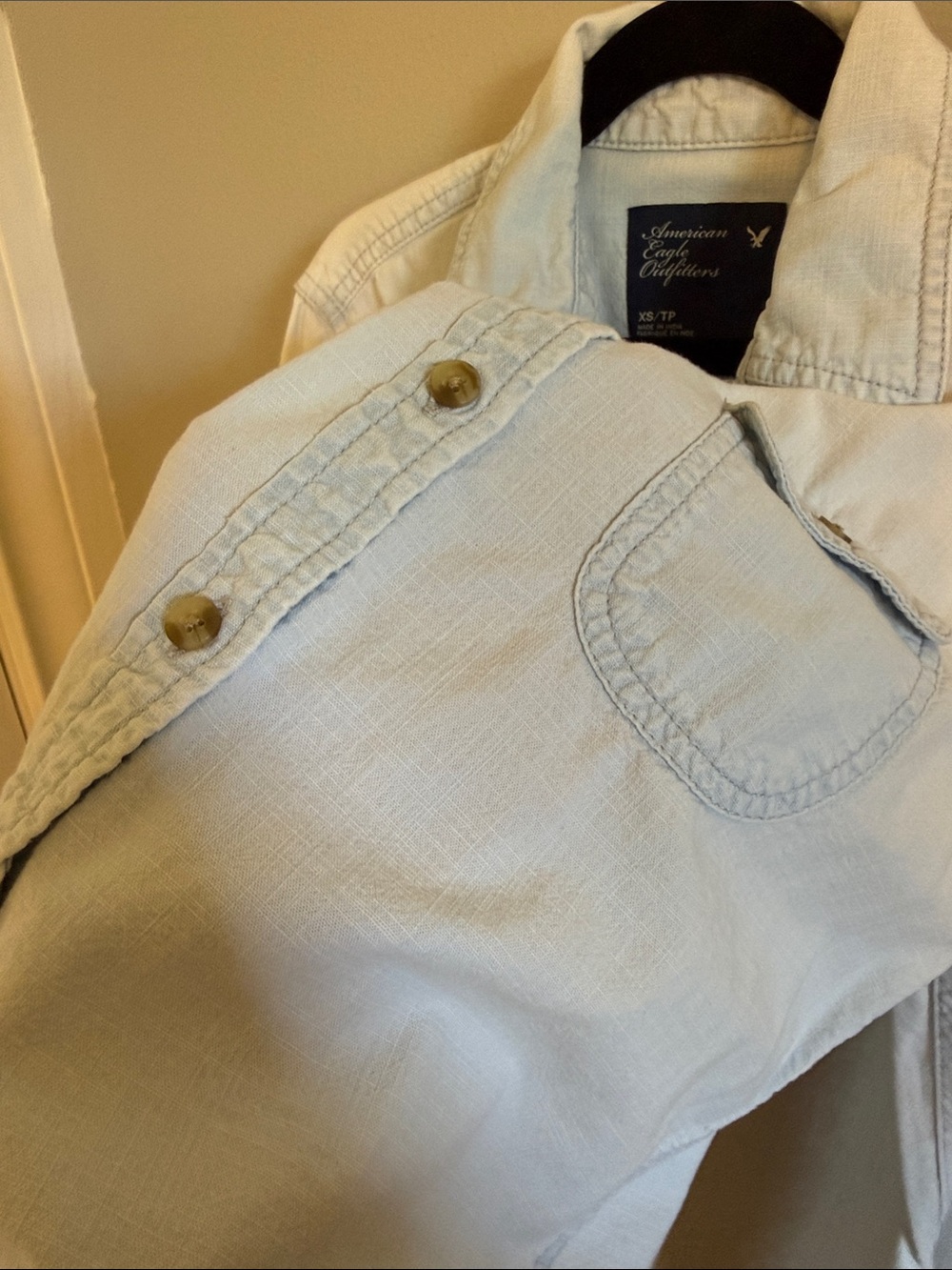 American eagle button up - Picture 3 of 6